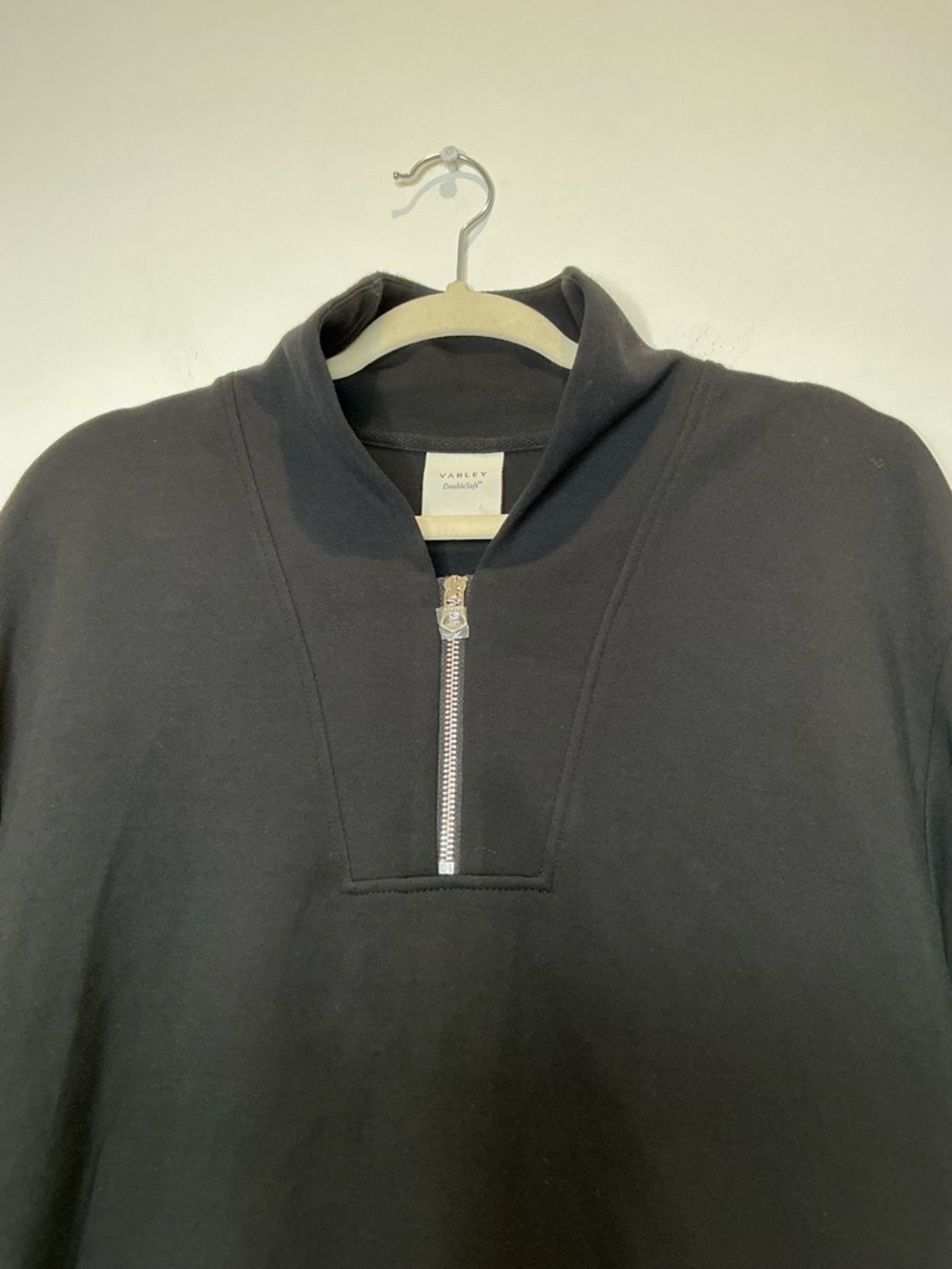 Varley Black DoubleSoft Pullover Davidson Sweat Size Small - Picture 6 of 15